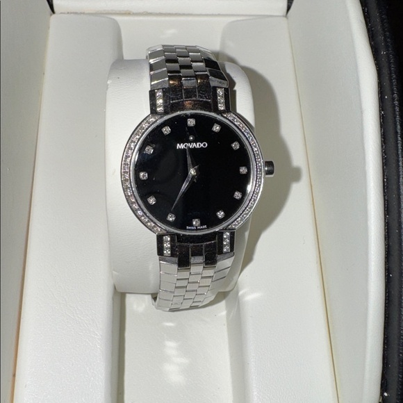 Movado Women’s Swiss Faceto Diamond watch main image 4
